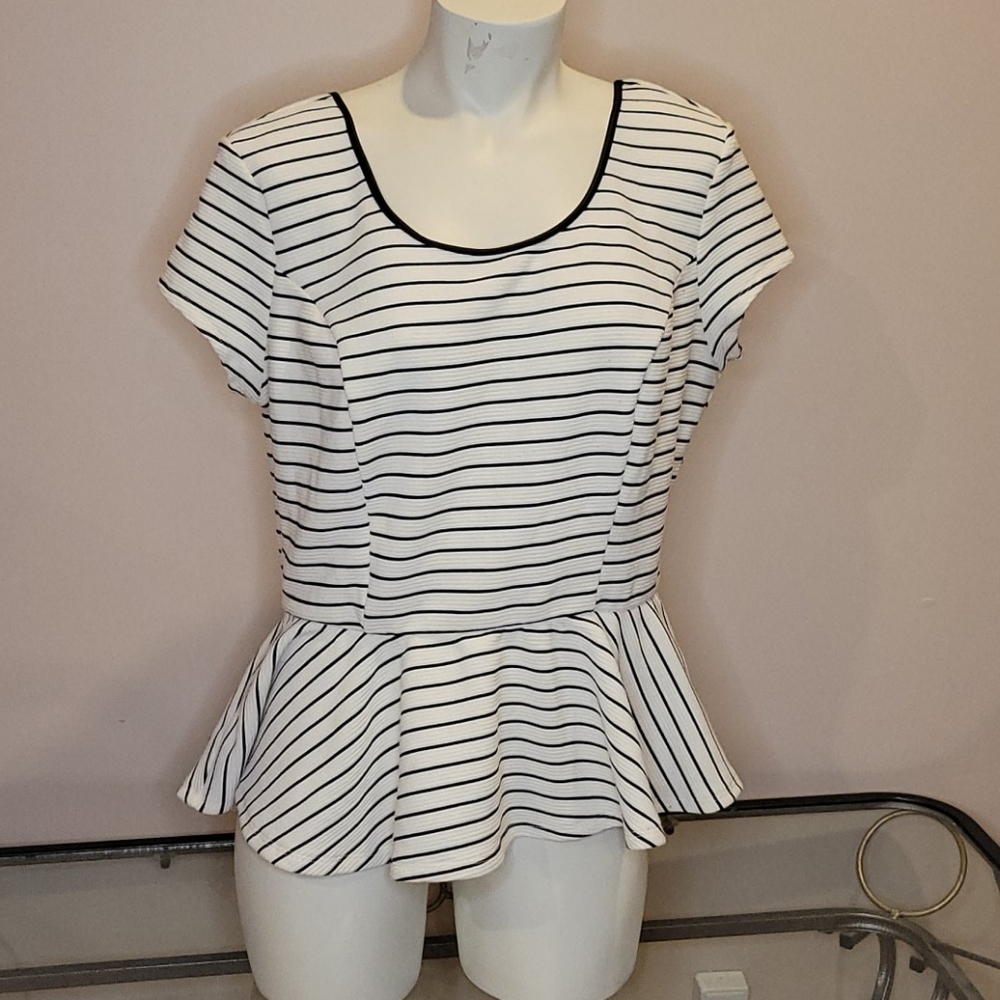 Xhilaration Peplum Baby doll Top